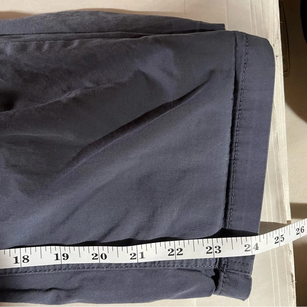 MOUNTAIN HARDWEAR ~ Women’s Grey Cargo Hiking Outdoor Camping Pants with Belt - Picture 10 of 10
